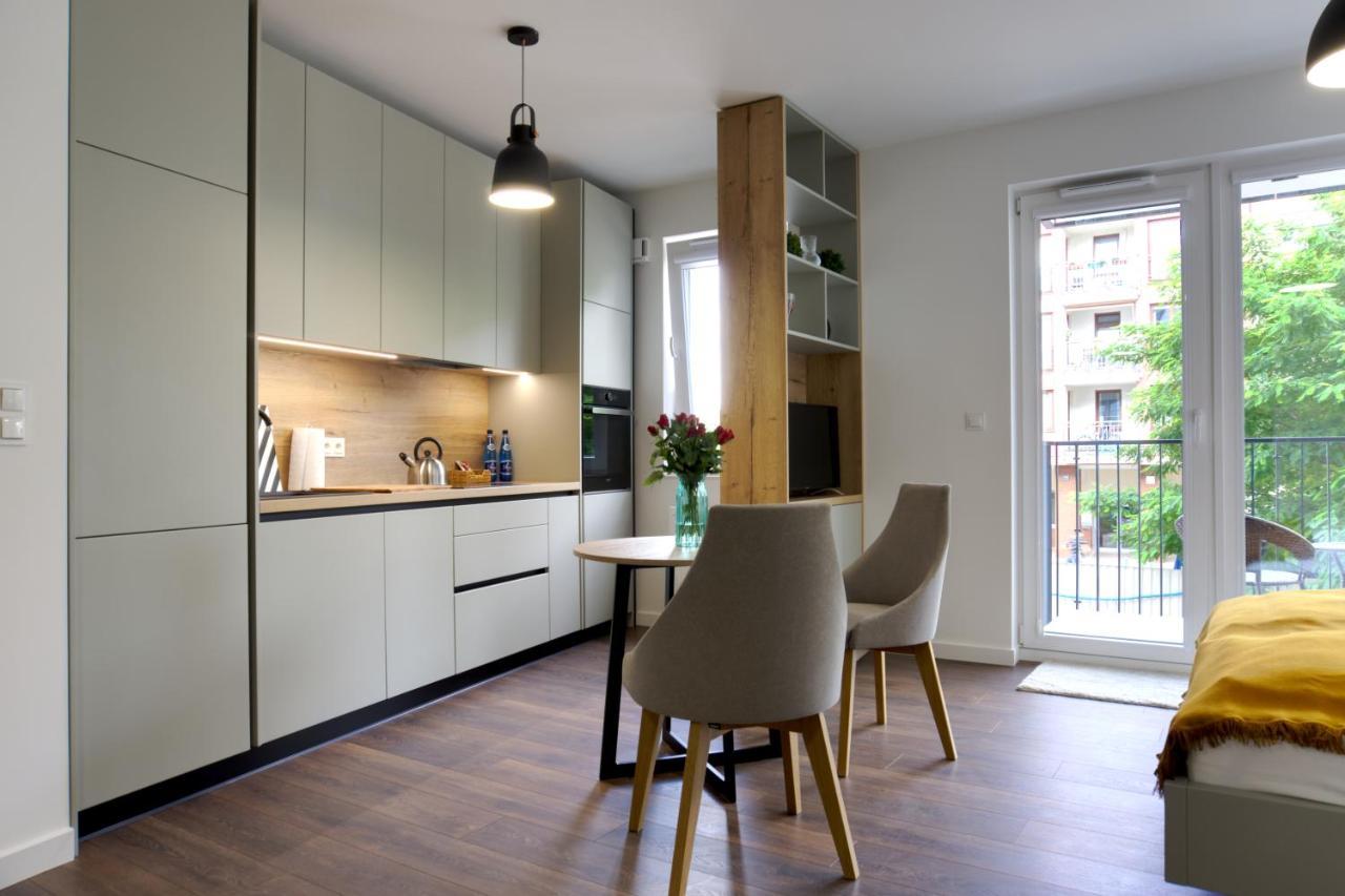 Essence Apartments Sapphire 波兹南 外观 照片