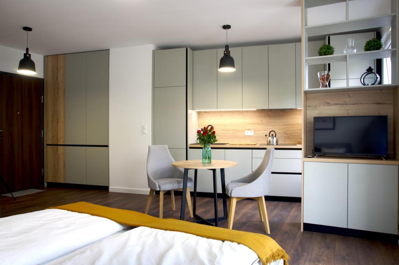 Essence Apartments Sapphire 波兹南 外观 照片