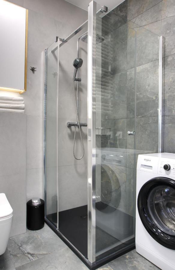 Essence Apartments Sapphire 波兹南 外观 照片