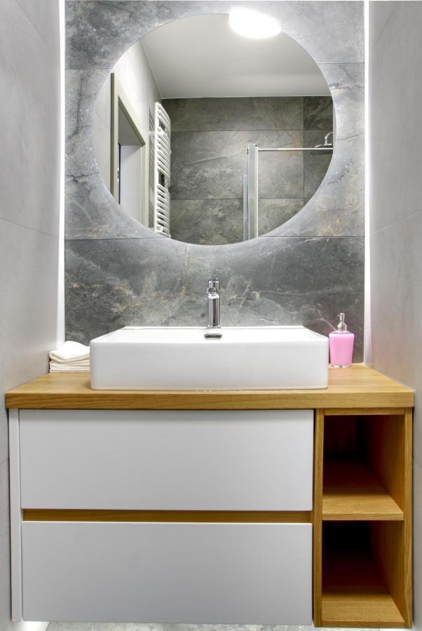 Essence Apartments Sapphire 波兹南 外观 照片