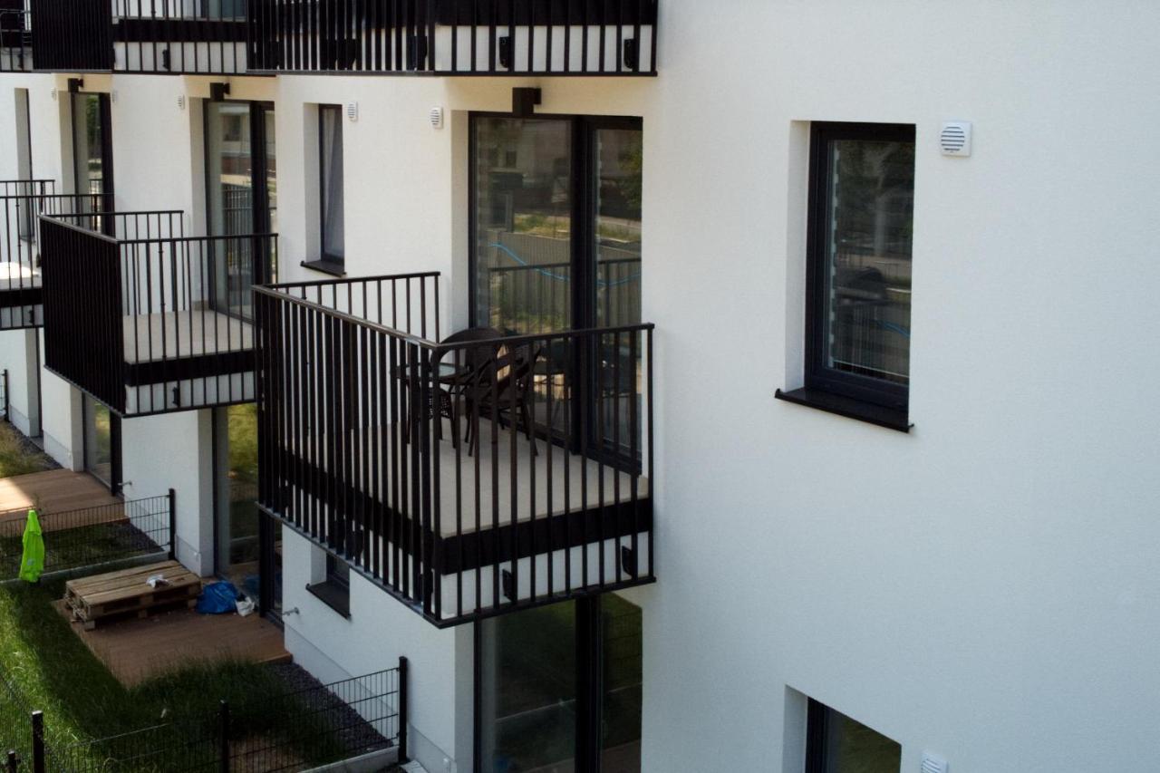 Essence Apartments Sapphire 波兹南 外观 照片