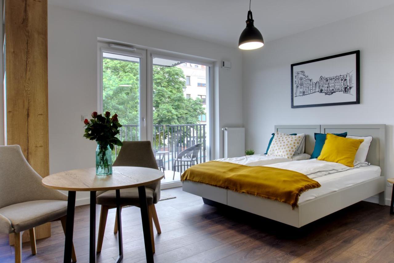 Essence Apartments Sapphire 波兹南 外观 照片